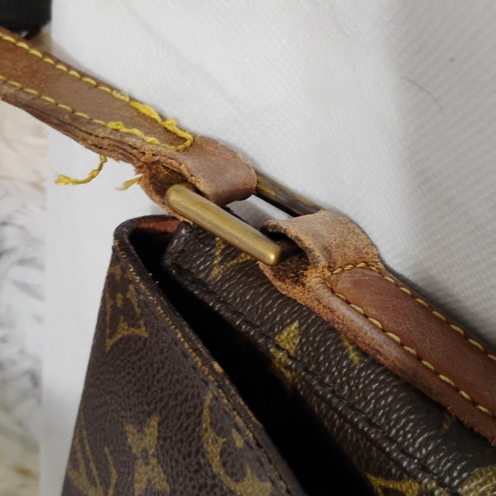 FIRM PRICE! 8903VI Authentic Louis Vuitton Chantilly Vintage Crossbody - Picture 15 of 16